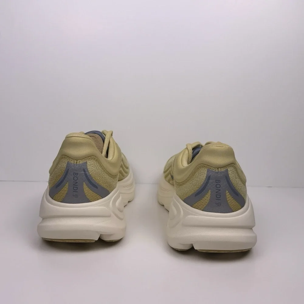 Hoka One One Bondi 9 GLM Running Shoe Men Sz 10 Beige/White 1179194/BRLYF Sample